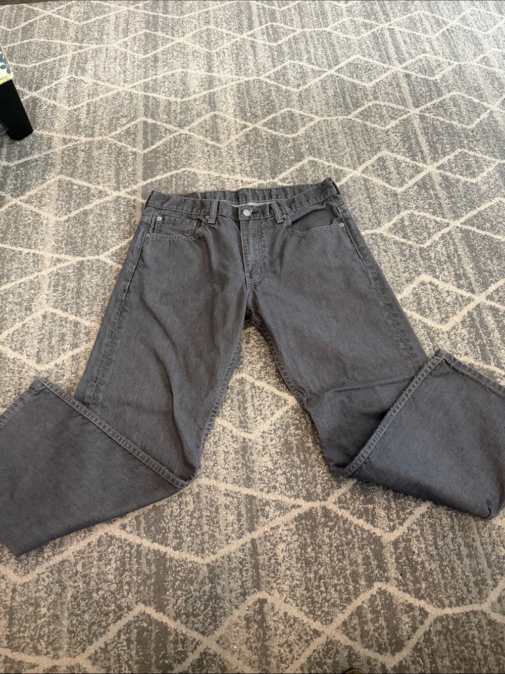 Levi's Men's Charcoal Relaxed Straight Jeans